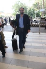 Kabir Bedi snapped at airport on 11th Dec 2015